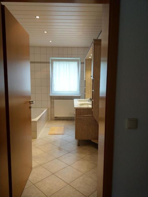 Wald-Apartment Limabach - Oberfrohna المظهر الخارجي الصورة